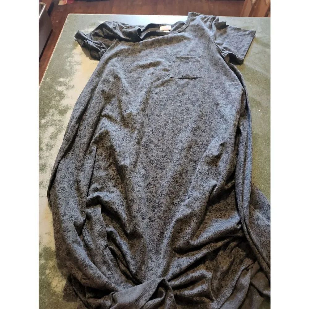 Lularoe grey&black floral carly dress sz XS